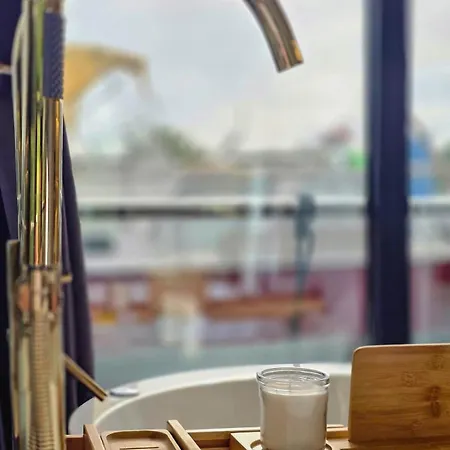 بوتيل « houseboat » Clim•balneo•rooftop•valence Rhone *