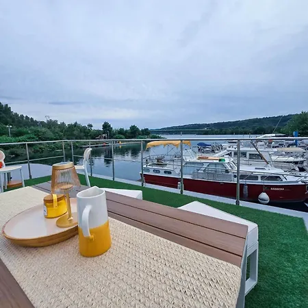 « Houseboat » Clim•Balneo•Rooftop•Valence Rhone Botel *